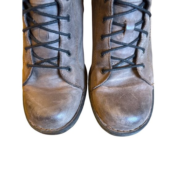 Born Size 9.5 Boot Shoe Cass‎ Victorian Lace Up Ankle Distressed Boho Mountain - Picture 6 of 10